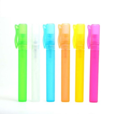 Outdoor personal hygiene essentials cheap price 10 ml pen shaped private label spray style no-water hand washing